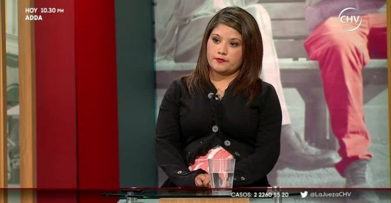 Estefanía demandó a su ex marido por divorcio y pensión alimenticia de su hija - Parte 1