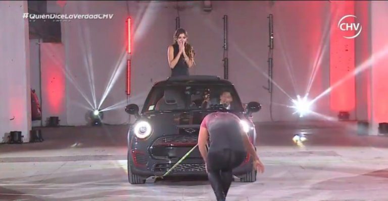 Una mujer capaz de tirar un auto con su pelo - Parte 2