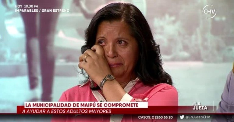 Lamentable situación de abandono vive una pareja de abuelitos en Maipú - Parte 1