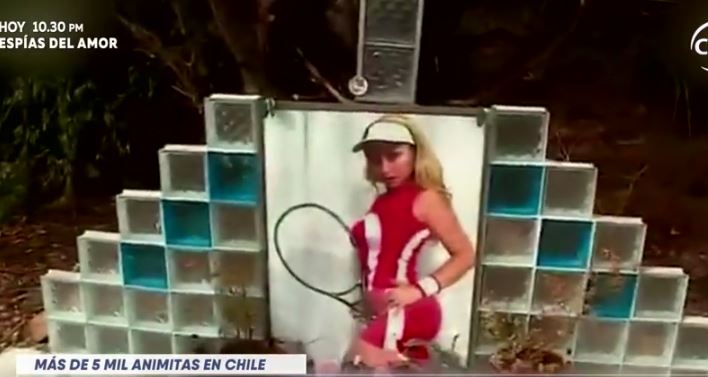 Animitas de mujeres serían las más milagrosas