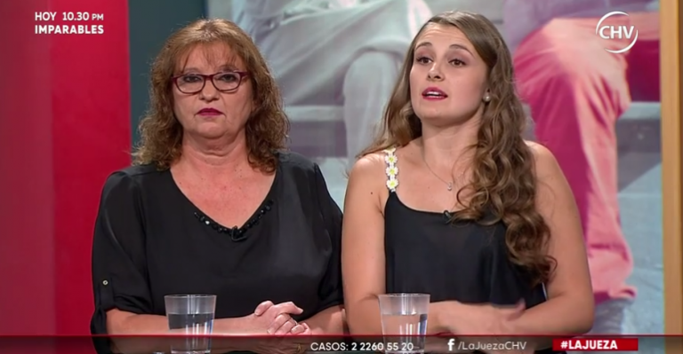 Comerciantes se enfrentan por competencia entre sus locales - Parte 1