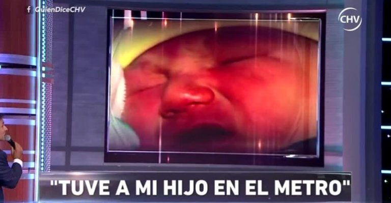 Mujer tuvo a su hijo en el Metro de Santiago - Parte 1