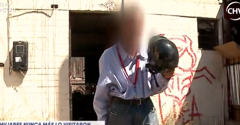 Abuelo vive en completo abandono en La Pintana