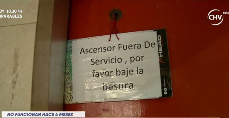 Vecinos suben hasta 21 pisos a pie por falla en ascensores