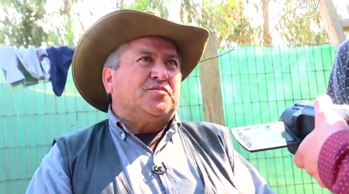 Juan le contó a sus hijos que tiene un relación por internet