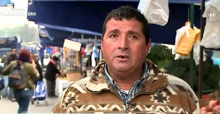 Santiago Salvatierra lleva toda una vida en la feria de Padre Hurtado