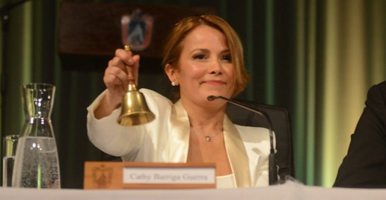 Cathy Barriga es acusada de censurar a Concejala de Maipú