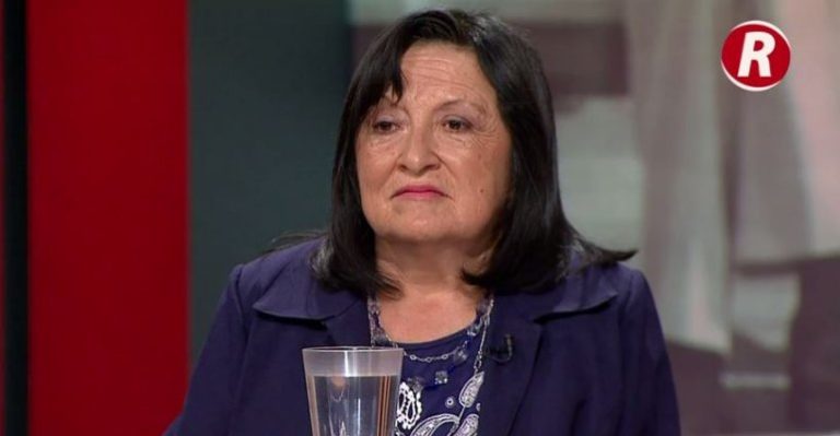 Yolanda demanda a su vecina para que se haga cargo de su tía anciana - Parte 1