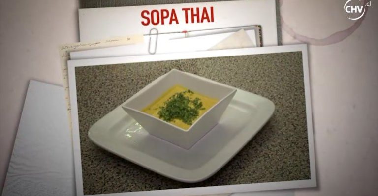 Willy Semler se lució con su Sopa Thai ante los invitados