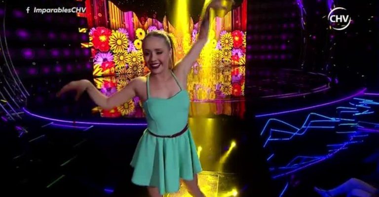 Constanza Labbé se lució bailando amárrame de Mon Laferte