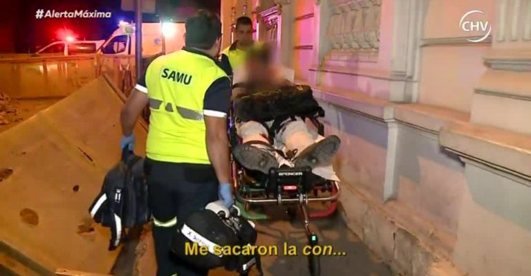 Hombre que fue asaltado agredió a los paramédicos del SAMU - Parte 2