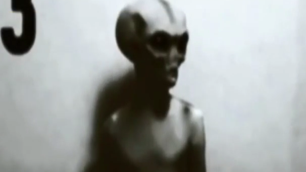 Doctor File mostró el impactante registro de extraterrestre