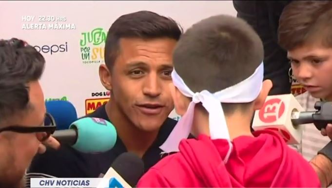 Alexis Sánchez revolucionó Tocopilla con su visita - Parte 2