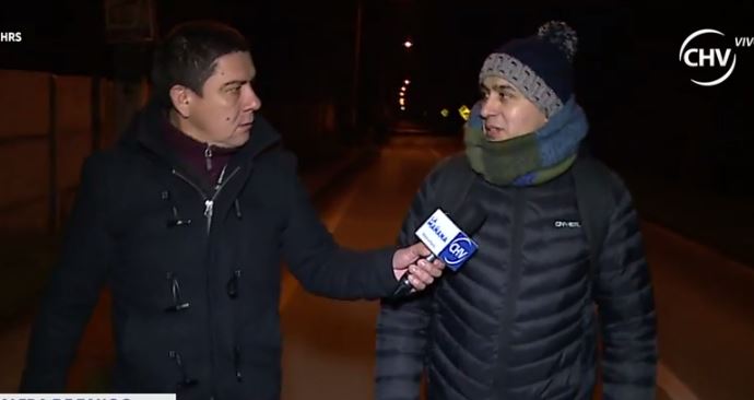 Vecinos de Calera de Tango caminan kilómetros por un bus