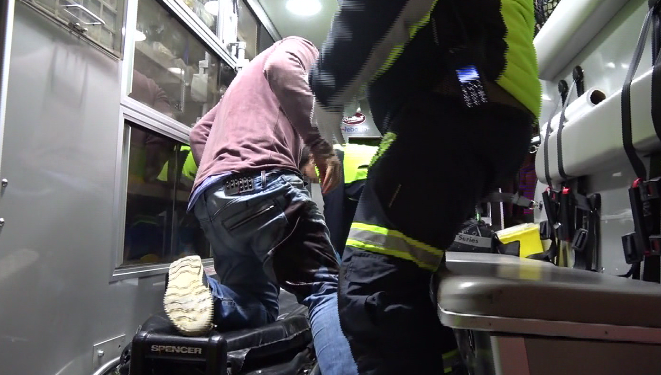 Hombre fue apuñalado con arma blanca tras asalto