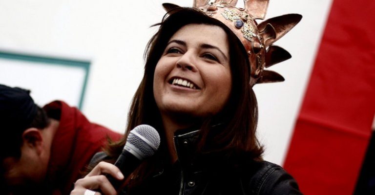 Scarleth Cárdenas se casó en marzo con fiesta setentera - Parte 1