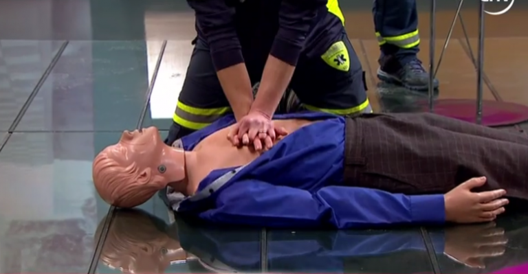 ¿Cómo reaccionar frente un paro cardiorrespiratorio?