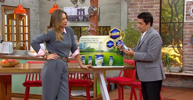 ¡Era Rafa Araneda quien sacaba las botellitas de Ensure!