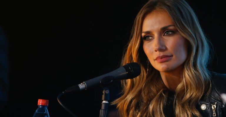 Carola de Moras acusó a sujeto que le enviaba fotos íntimas