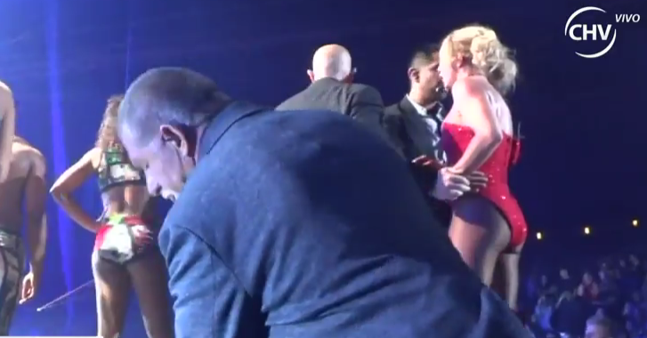Hombre armado irrumpió en show de Britney Spears