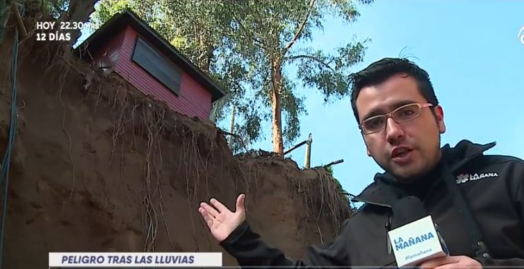 Casas en peligro por socavón provocado por lluvias en Concón