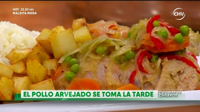 Un delicioso y tradicional pollo arvejado preparó nuestro querido chef Axel - Parte 1