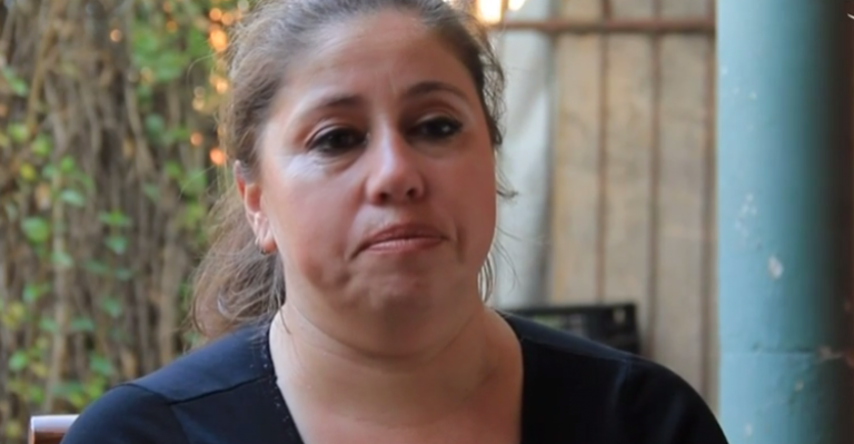 Carmen pidió ayuda para tratar con su hijo que pasa la mayoría del tiempo en su pieza