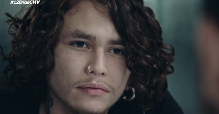 Bombazo en el Metro: Revisa los adelantos de un nuevo capítulo de 12 Días - Parte 3