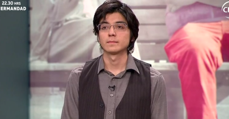 Roy le pide a su abuela que eche a sus arrendatarios - Parte 2