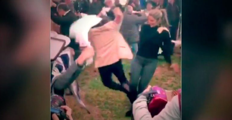 Bochornosos bailes de cueca de los chilenos