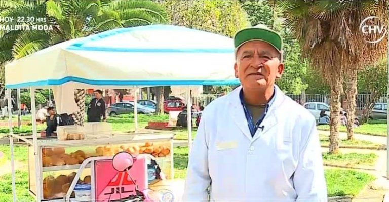 La historia de Manuel Donoso: El vendedor de berlines en moto