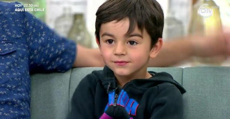 Niño quiere que juguetes sean compartidos en todo Chile