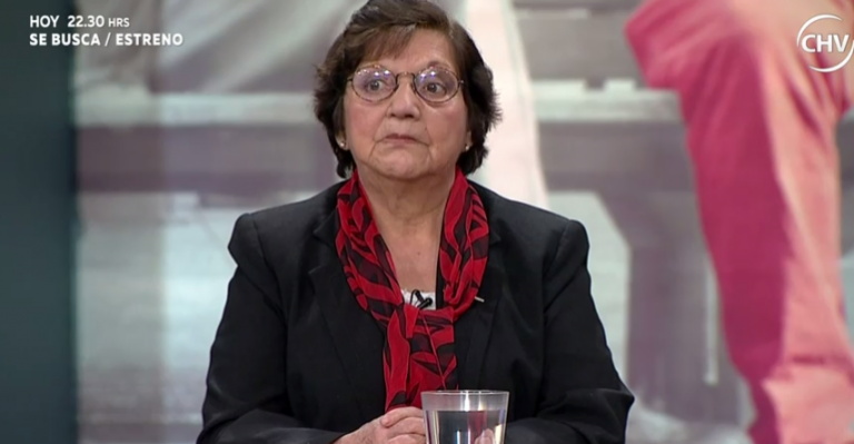 Rosa quiere que su amiga solucione el problema con venta de un auto - Parte 1