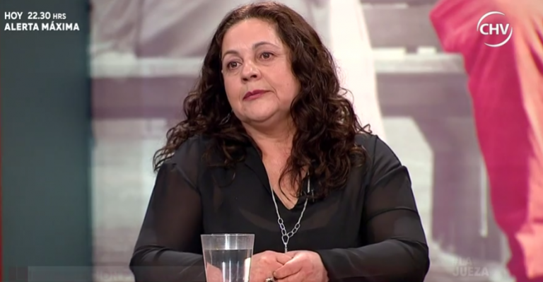 Ester quiere que sus hermanos ayuden a cuidar a su madre - Parte 3