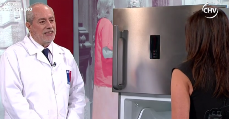 Seremi de Salud enseñó la correcta manipulación de alimentos - Parte 1