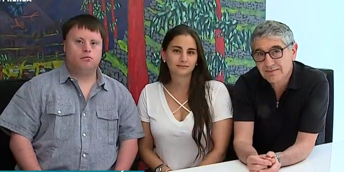 Niegan seguro a joven con Síndrome de Down por su condición