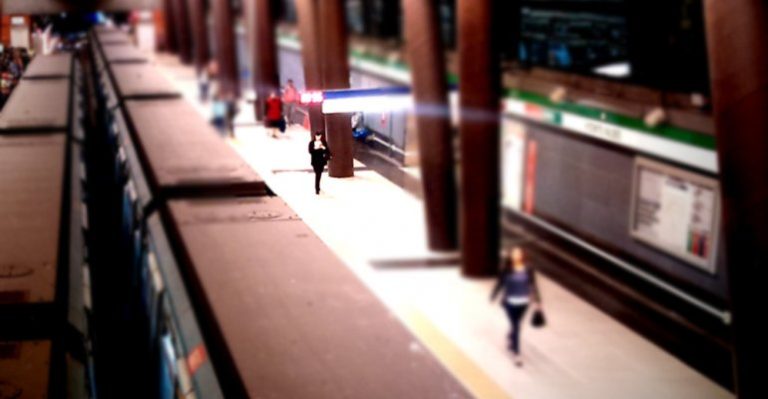 Ex trabajadora de Metro aseguró que fantasma la empujó a vía - Parte 2