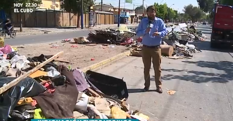 Calle llena de basura indigna a vecinos de Maipú