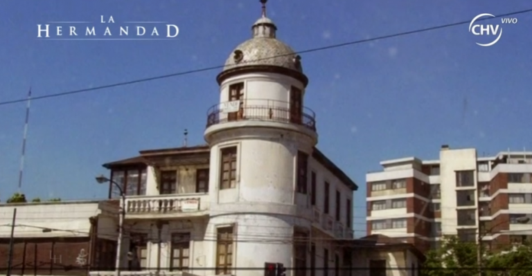 Recorrimos las misteriosas casas embrujadas en Santiago