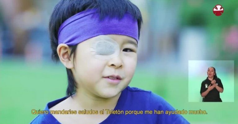 Niña atropellada por furgón escolar y su padre hablaron de Teletón