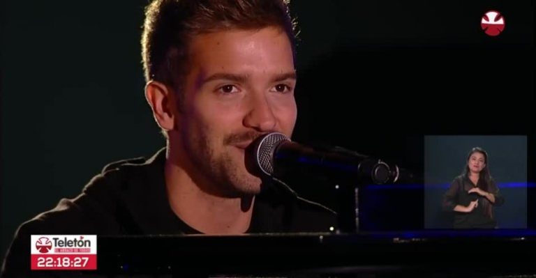 Pablo Alborán deleitó a todo el Estadio Nacional en la noche de cierre de la Teletón