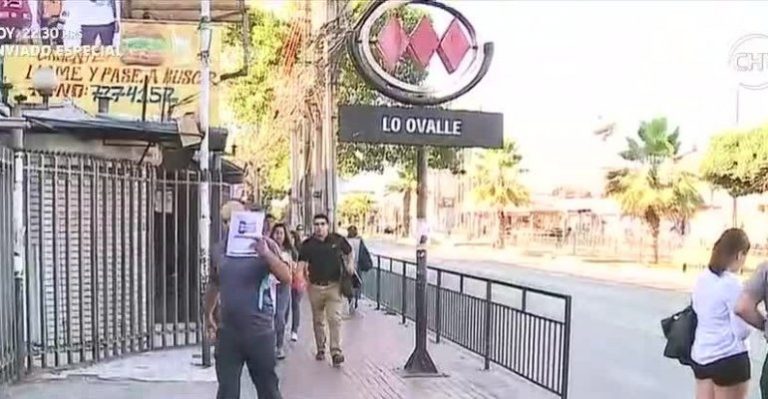 Metro sufrió retraso en su funcionamiento en Linea 2