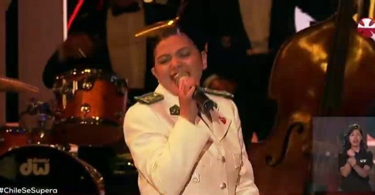 Fuerza Aérea y Carabineros compitieron con las mejores bandas en la Teletón