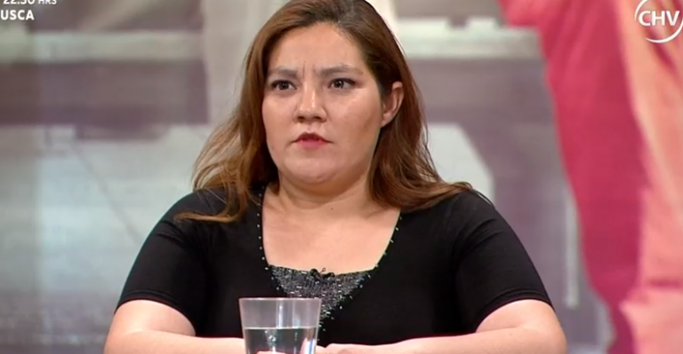 Ana le exige el divorcio a Alejandro y una parte la casa - Parte 2