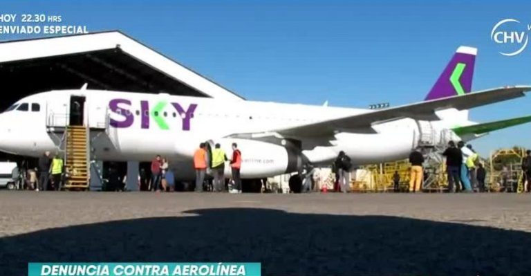 Impiden volar en avión a niño asperger