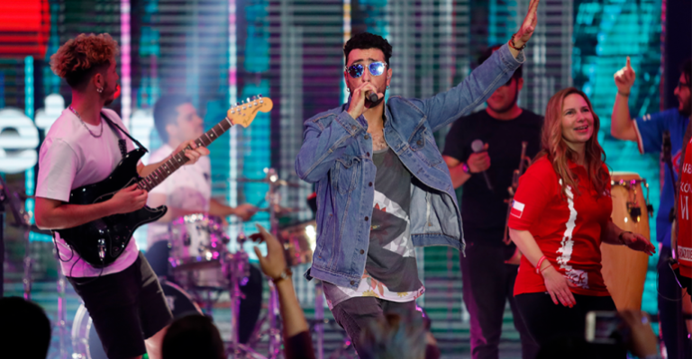 La Combo Tortuga hizo bailar al Teatro Teletón comenzando la mañana