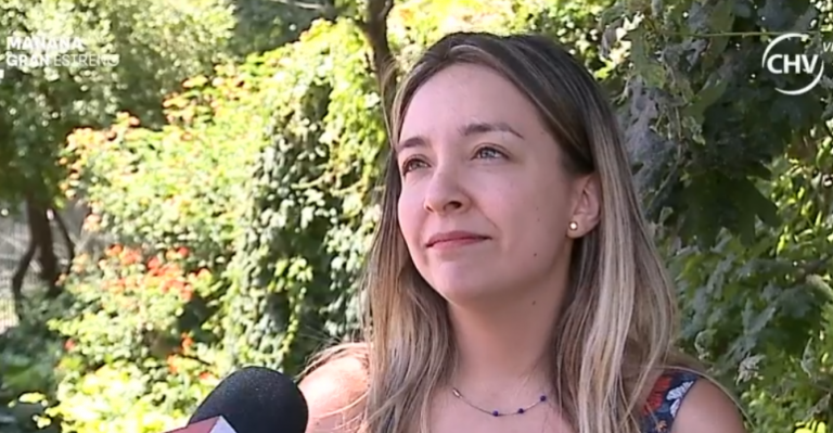 Periodista denunció discriminación por usar minifalda