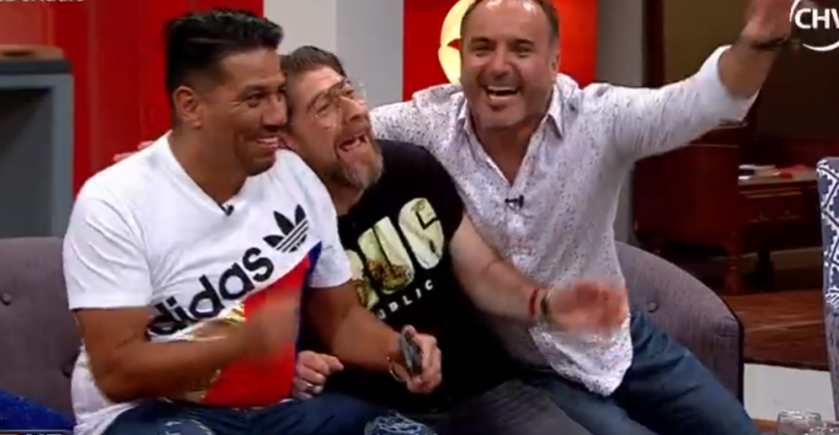 Pelao rodrigo, Dj Black y Freddy jugaron a ¿De quién es la historia? en La Noche Es Nuestra