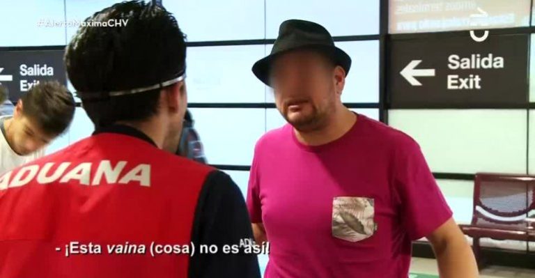 Pasajero ebrio armó escándalo por la revisión de su equipaje - Parte 3