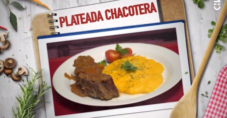 Plateada chacotera de Evelyn Bravo